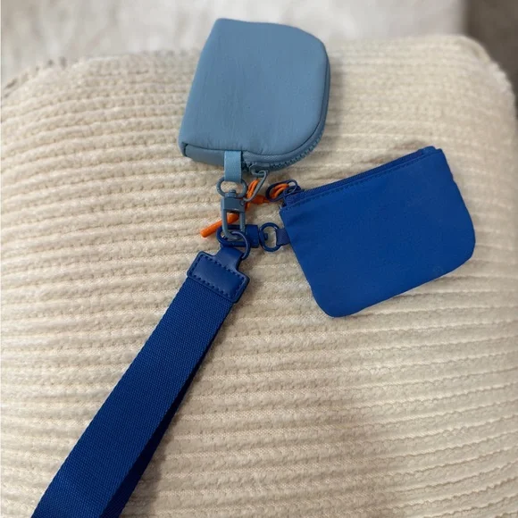 NWOT Blue and Orange Wristlet Set - Picture 5 of 5